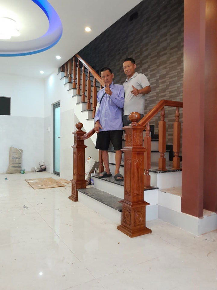cau thang go da nang 25