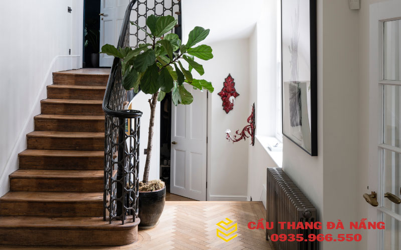 Mẫu càu thang nghệ thuật phù hợp với phong cách hiện đại