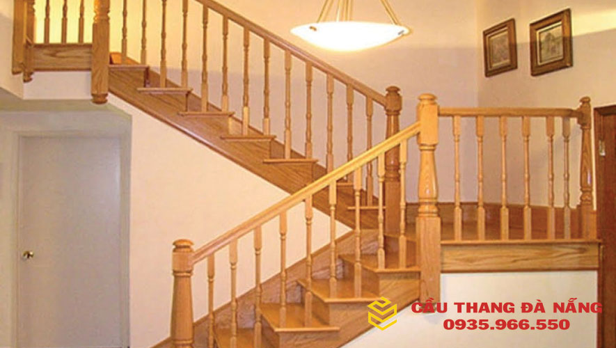Kinh nghiệm lựa chọn gỗ sồi Nga để làm cầu thang đẹp dẫn đầu xu hướng
