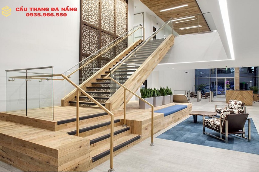 cầu thang nhà lệch tầng