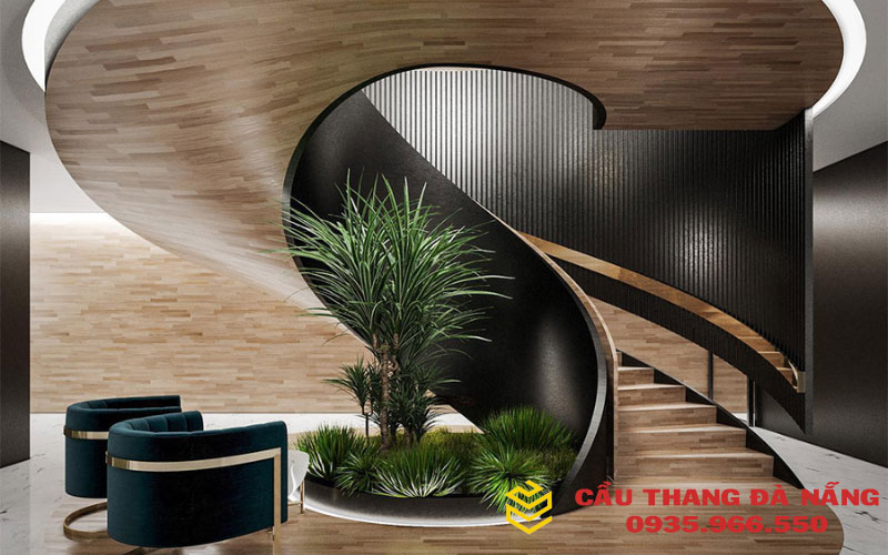 Những ưu điểm vượt trội của cầu thang xoắn được làm bằng gỗ