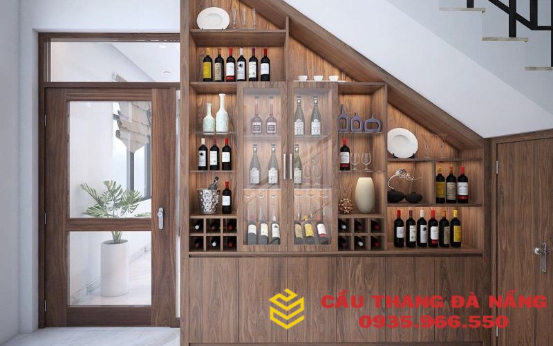 Tủ riệu được thiết kế vô cùng bắt mắt và sang trọng 