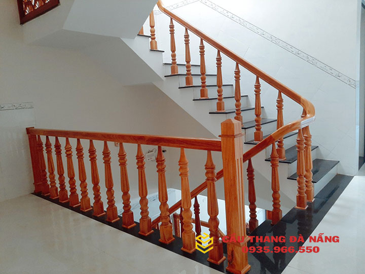 Lan can cầu thang Đà Nẵng