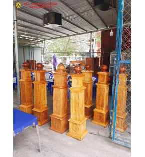 Trụ cầu thang gỗ vuông